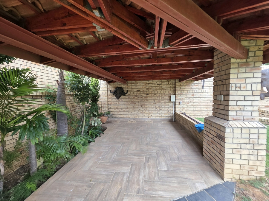 4 Bedroom Property for Sale in Jan Cillierspark Free State